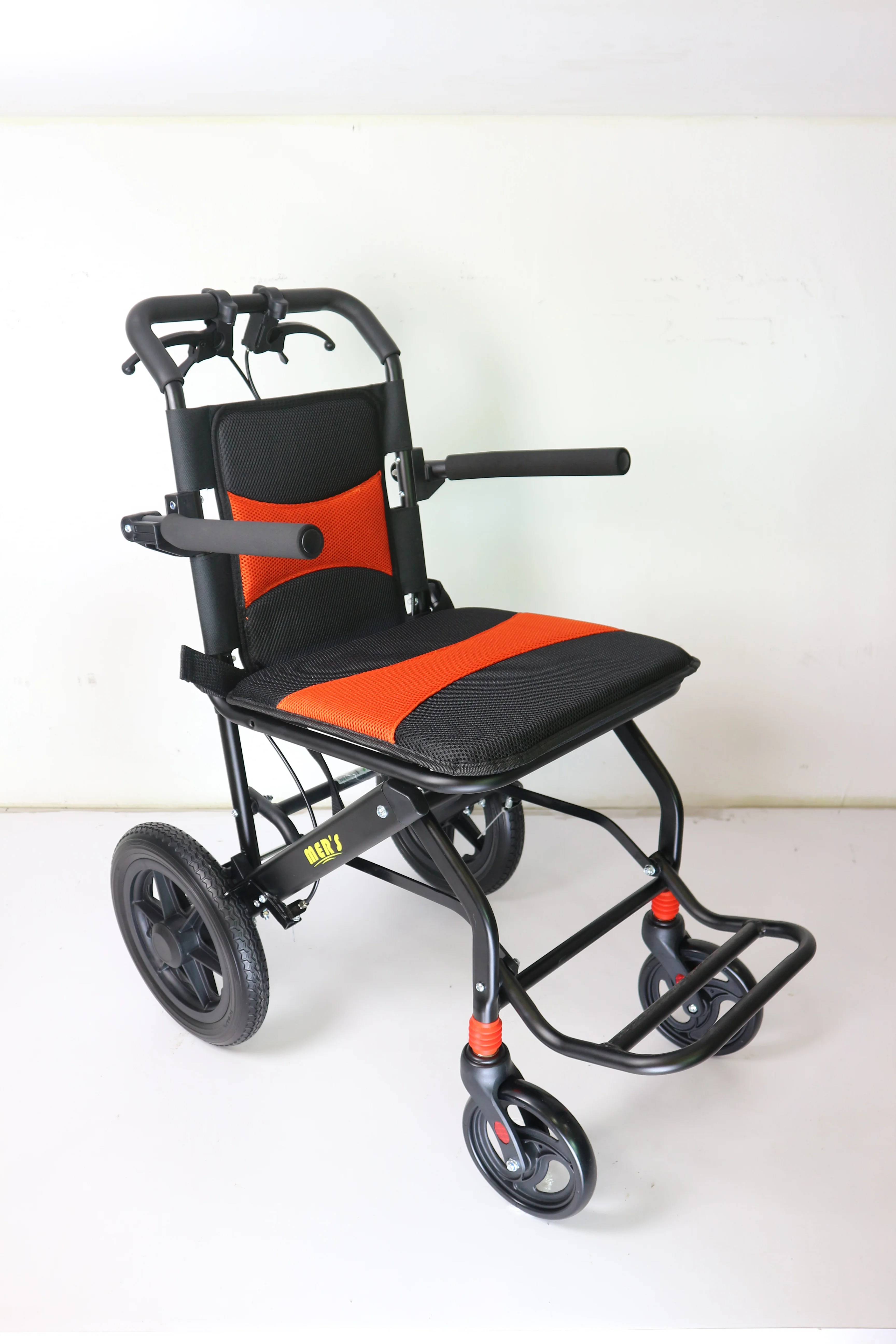 MERS ALUMINIUM TRAVEL WHEELCHAIR WCM15